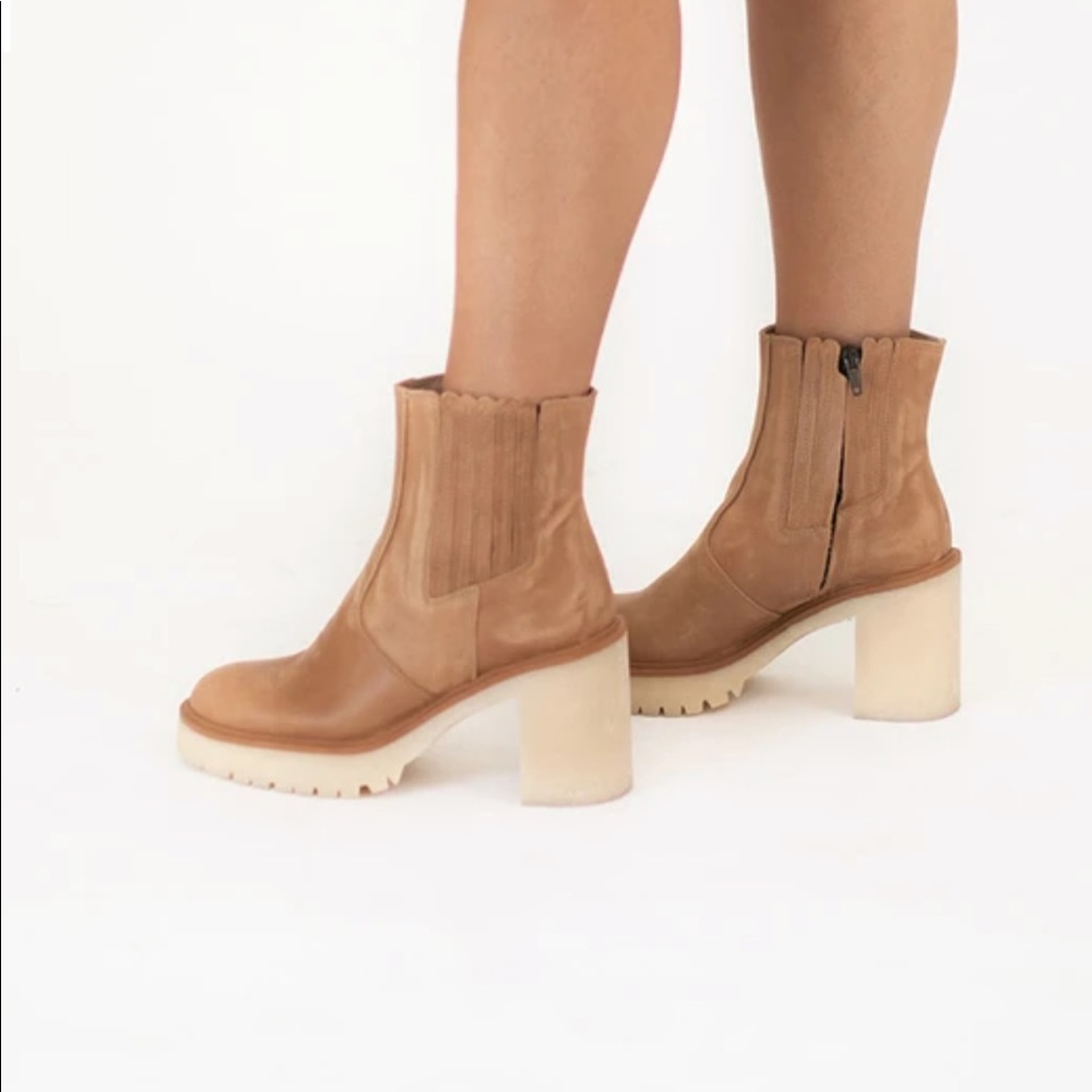 Free People Chelsea boots